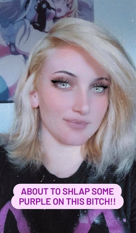 lindsaylovecosplay free actress pic