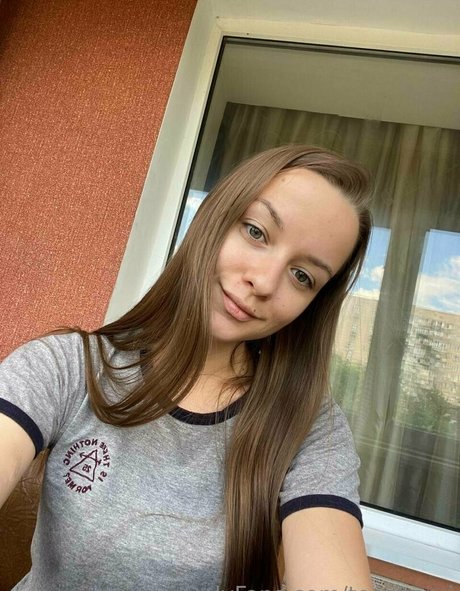 secretviv free model img