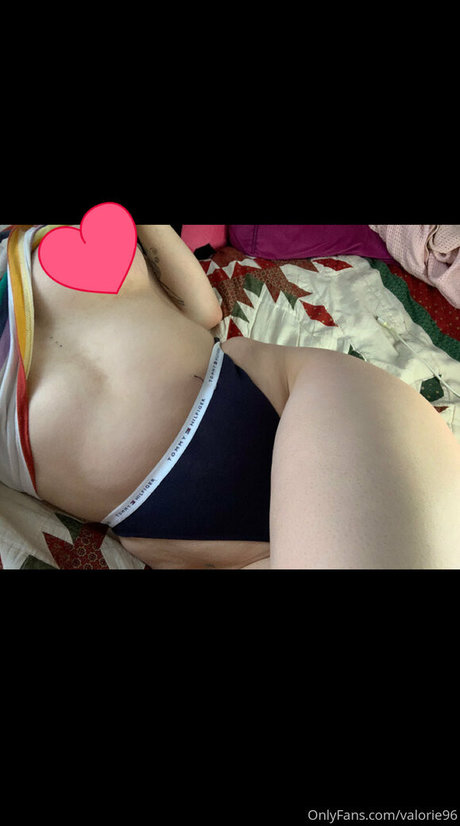 valorie96 sex model images