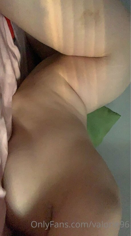 valorie96 profile pic