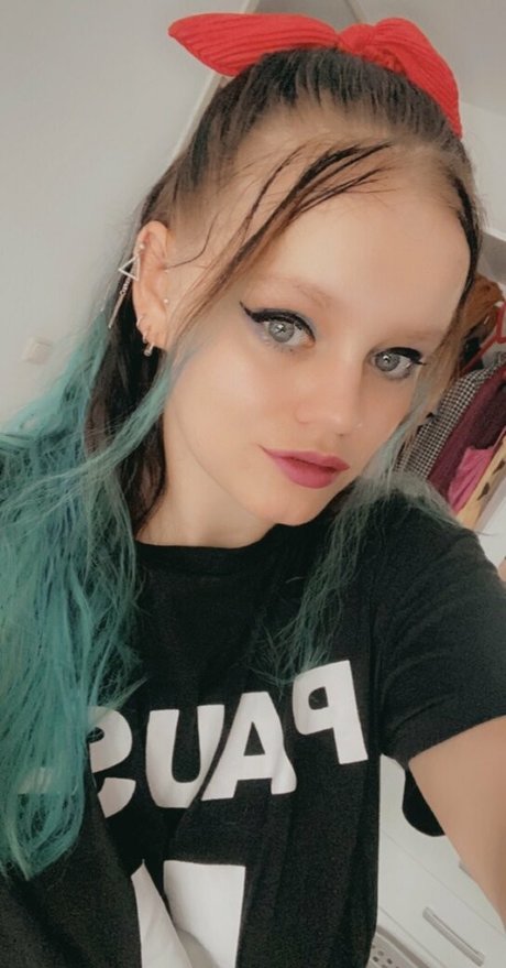 arrynnnfree sexy model photos