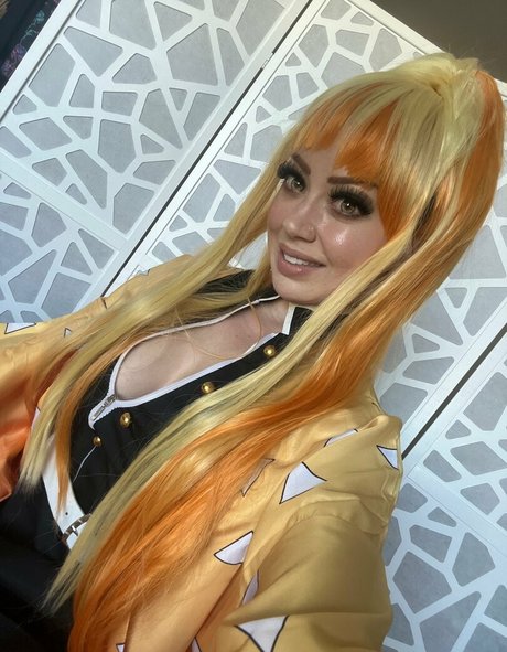 Poisynivy pornstar erotic photo