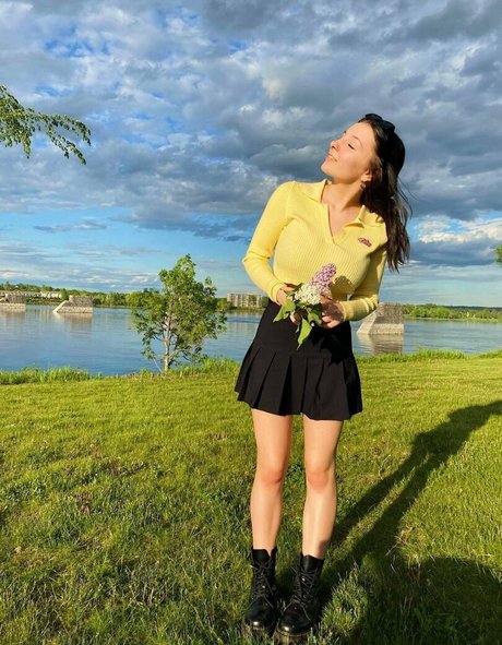 Sarao Sulli pornstar top pictures