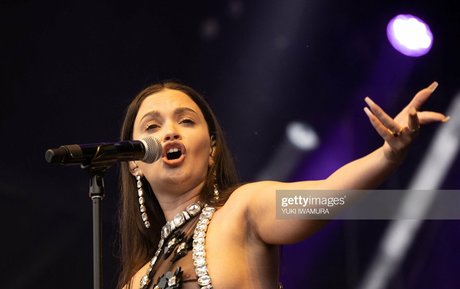 Sabrina Claudio best model pics