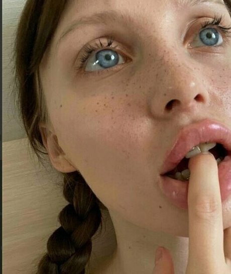 eexoticbabe pretty model pictures