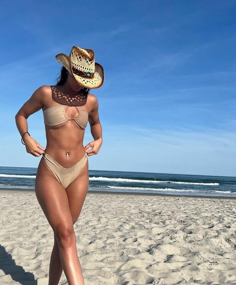 fit with brooke high quality actress images