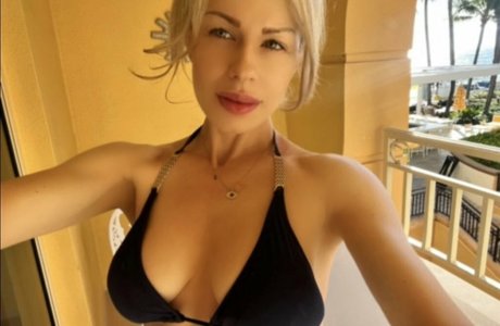 Orianthi star pornographic pictures