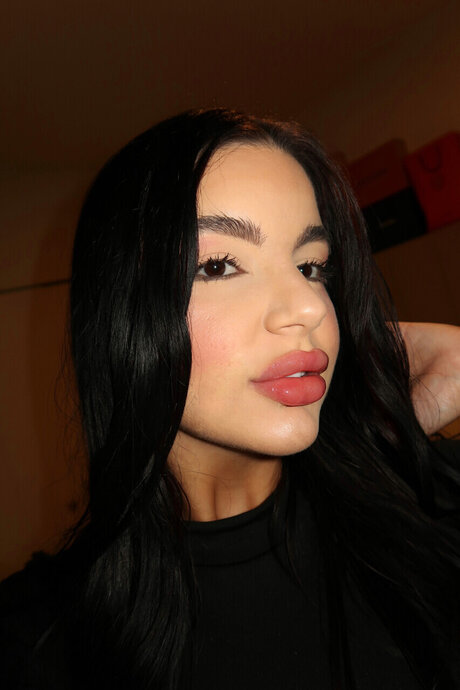 Casie Cuban nude pornstar pic