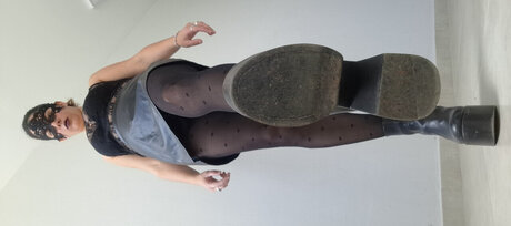 _Mrs Star_ model nudes archive