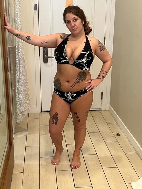 Sara Marie pornstar nudes pic