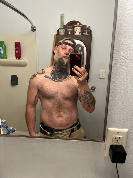 Toxic Tony star beautiful galleries