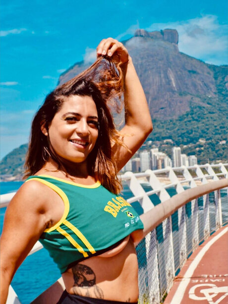 Luana Latina model naked gallery