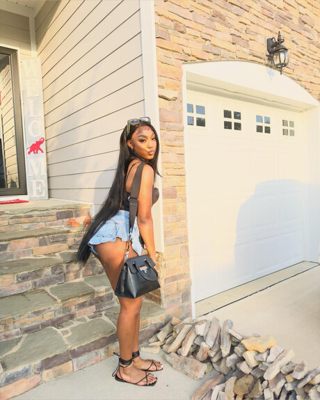 Zbby 21 nudes star picture