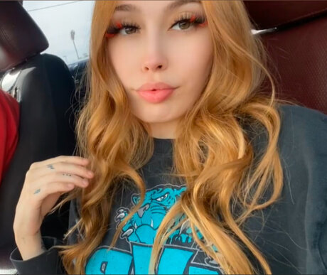 Momma J_ pornstar top pic