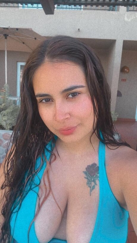 JenniferF star picture