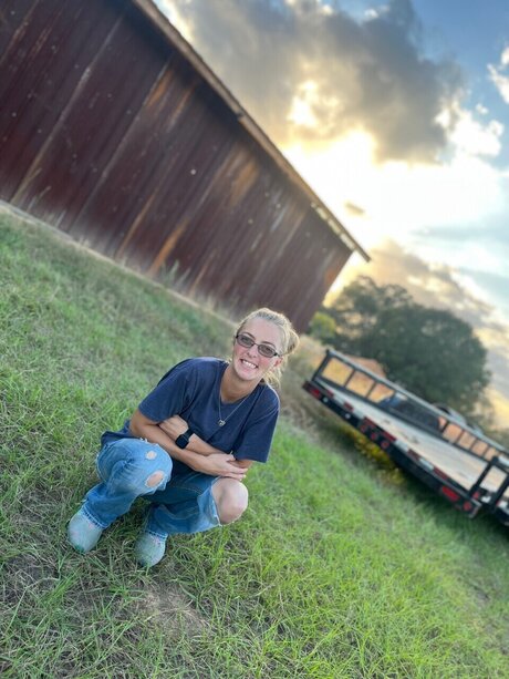 Farmgirl Rae sex actress picture