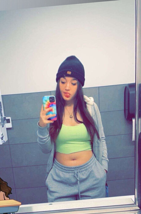 19 year old baby_ nude pornstar archive