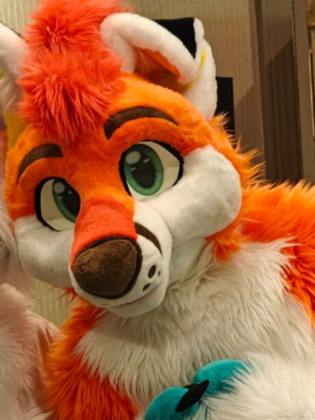 Zeke_ naked model picture