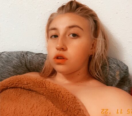 Loa C xxx pornstar image