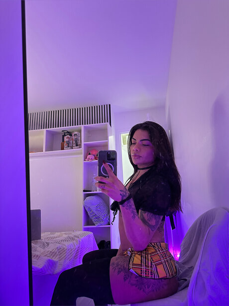 Alice Fontenelle model free pics