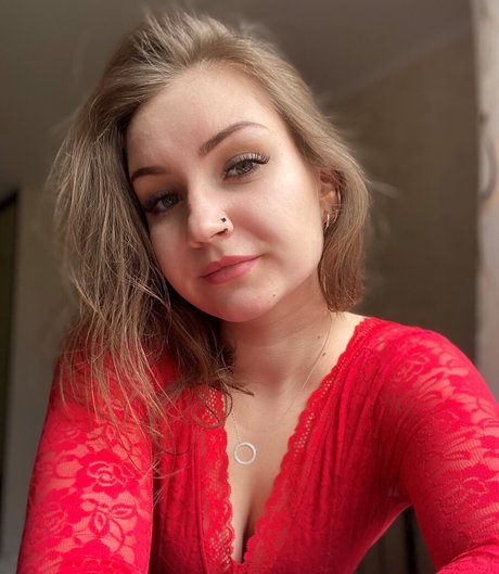 Stormy Fox model porn pictures