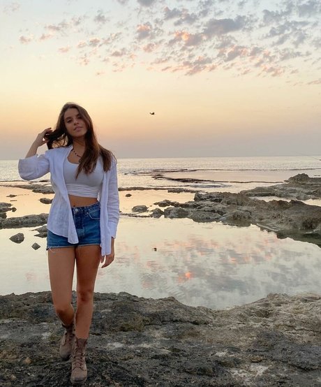 Yuval Hofesh star best pics