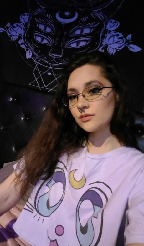 itsarianadrew model adult pictures