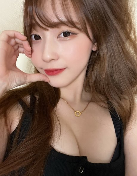 big boobs teen onlyfans nude photos