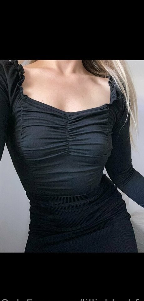 lillieblushfree star photo