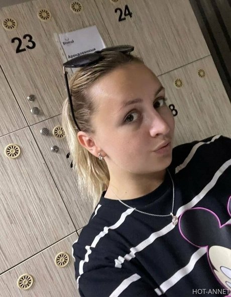 anna bellla pretty model pics