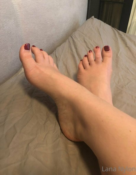 lananylon nudes actress images