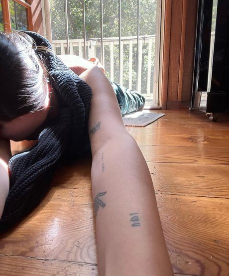 Elohim pretty pornstar images