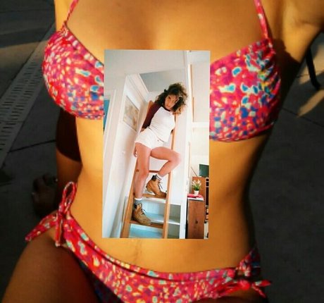 Indigo De Souza erotic model photos