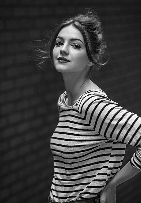 Ella Hunt pornographic model picture