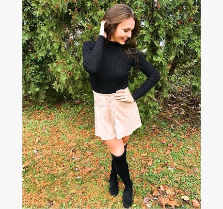 Ally Dowd hd actress images