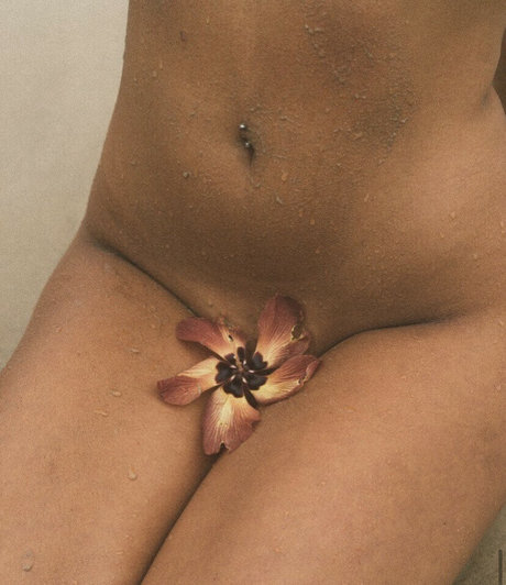 voodoopussaay perfect pornstar image