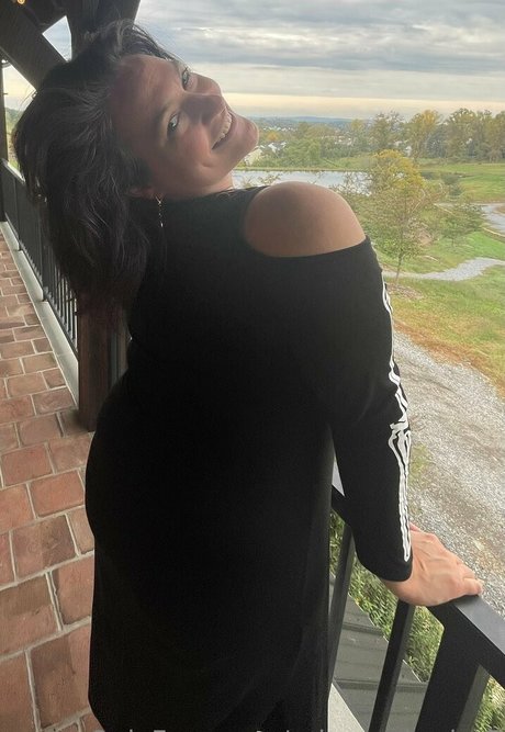 princessharlot7 art model pics