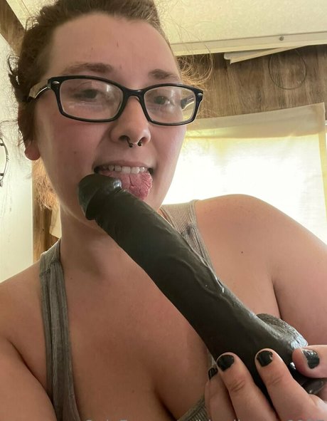 bhadbunny0927 hot model photo