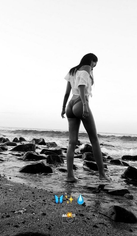 jaruwanzehrer model porn photos