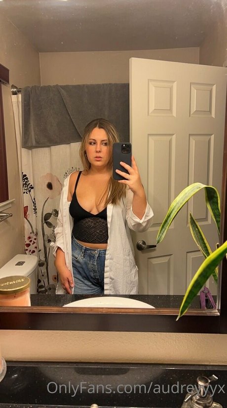 audreyyyx nice star pic