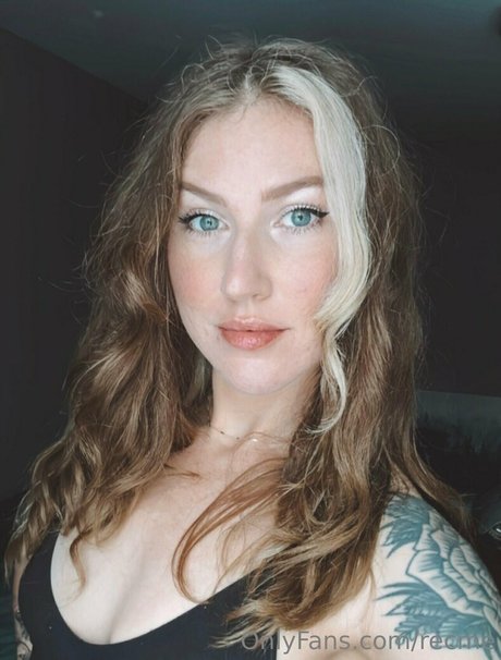 Recme model sexy photo