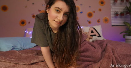 arielking69 model pretty img