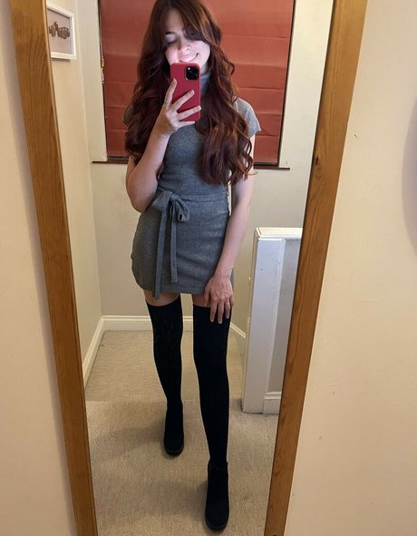 mushutwitch sexy pornstar gallery