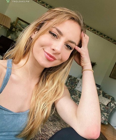 Tarah Kayne nude actress pictures