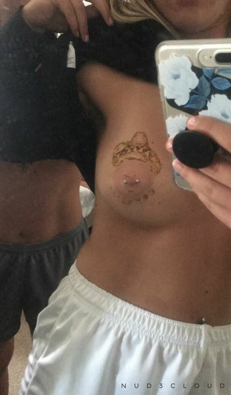 Emma Dahline sexy star pic