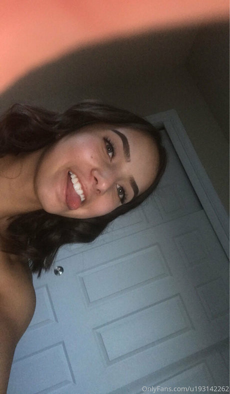 Lilibaby18 nudes model photos