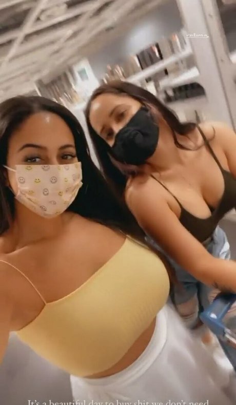 Bienbelle xxx actress picture