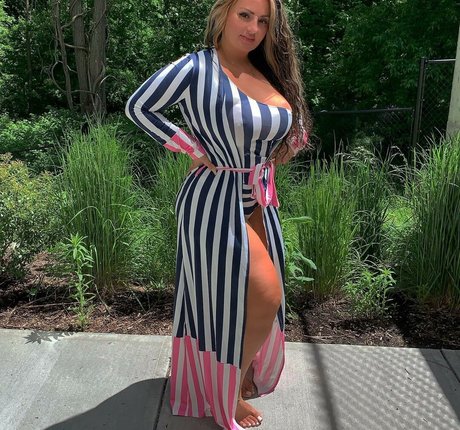 Ivoryyyyy nude star photo