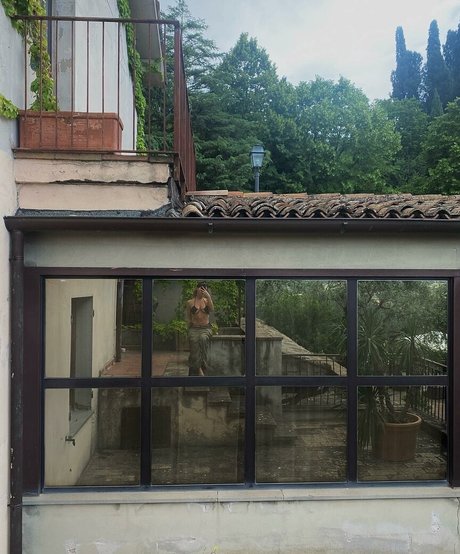 Linea Sindt high quality model image