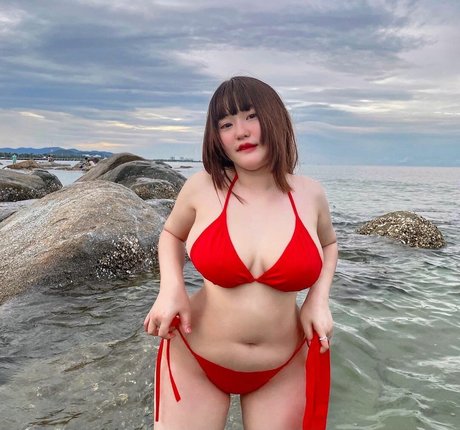 Yinnxmuayy model erotic archive